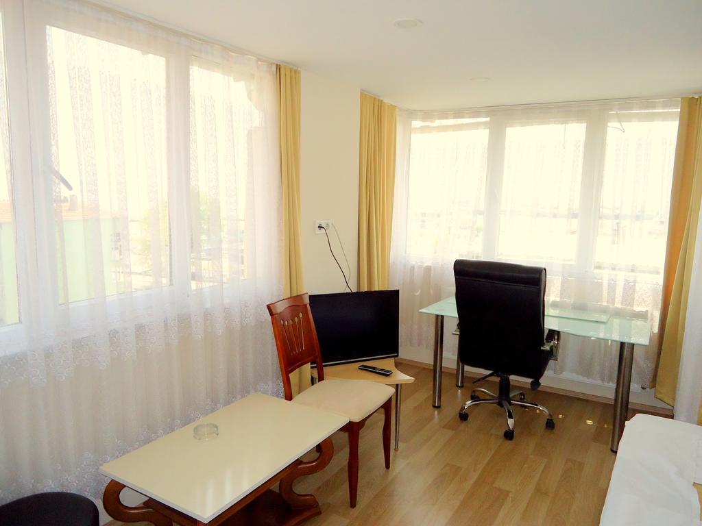 Simge Hotel Istanbul Exterior photo
